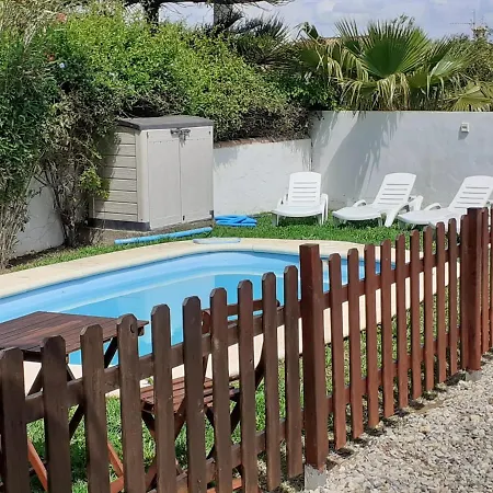 Zorollo Con Piscina Holiday home *